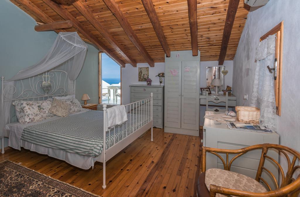 Kanoni Beach Apartments Λάκκα Εξωτερικό φωτογραφία
