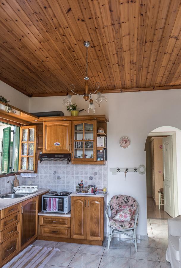 Kanoni Beach Apartments Λάκκα Εξωτερικό φωτογραφία