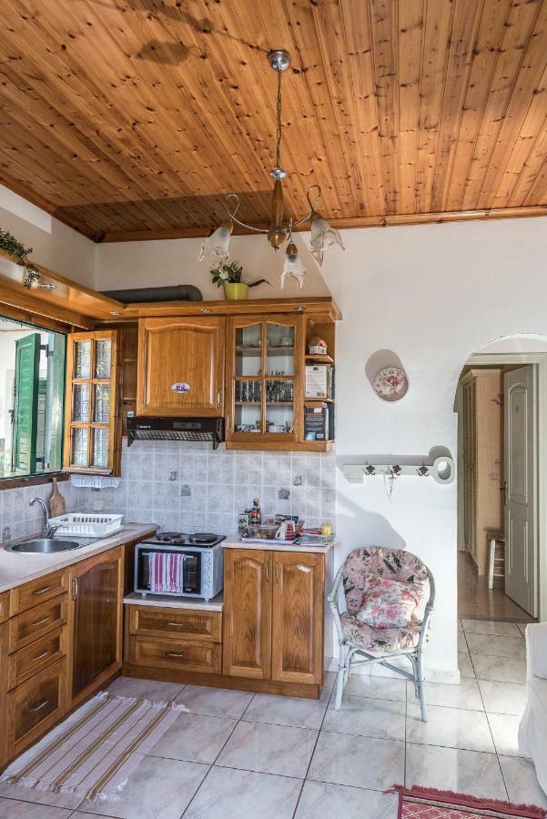 Kanoni Beach Apartments Λάκκα Εξωτερικό φωτογραφία